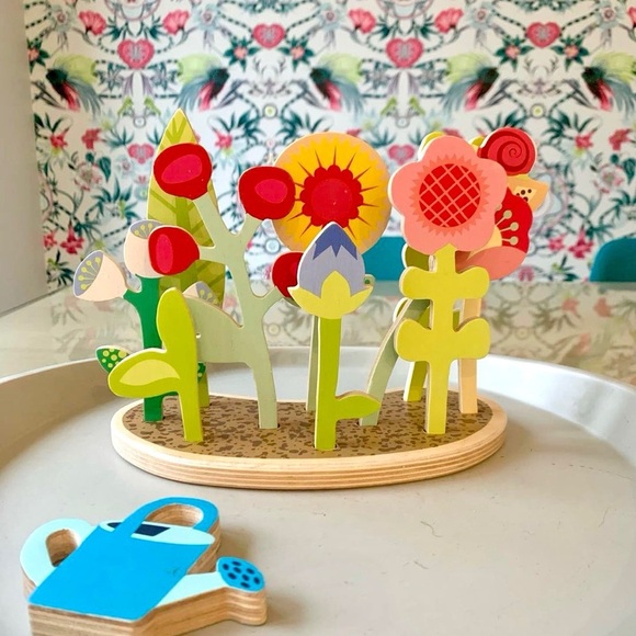 Tender Leaf Toys Flower Bed - Picture 6 of 6